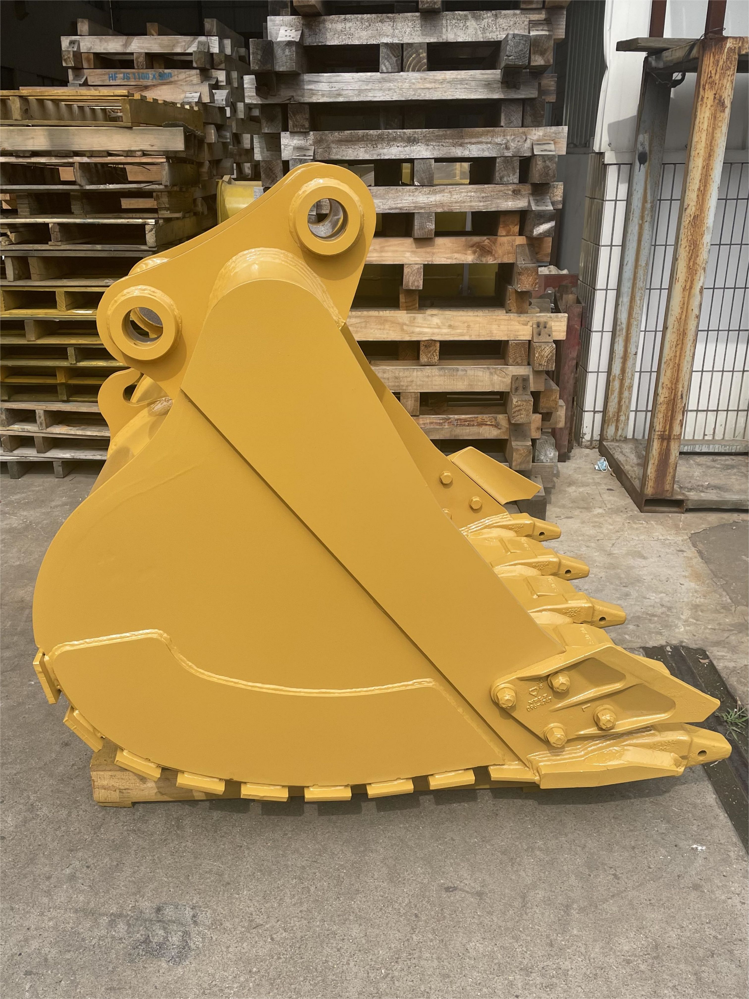 CAT320 excavator bucket