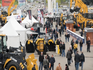 CTT excavator exhibition (1)