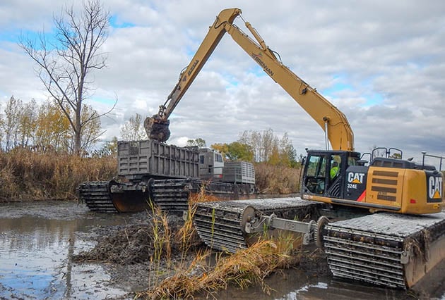 amphibious excavator Erosion Prevention