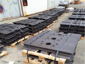 EXCAVATOR UNDERCARRIAGE PARTS TRACK SHOES CAT D11T