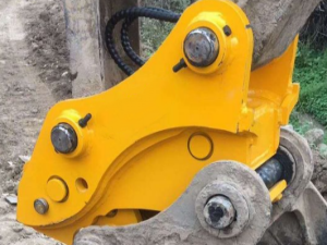 excavator quick hitch 