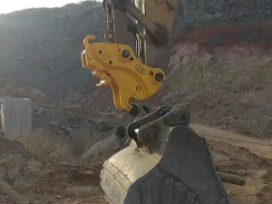 excavator quick hitch 