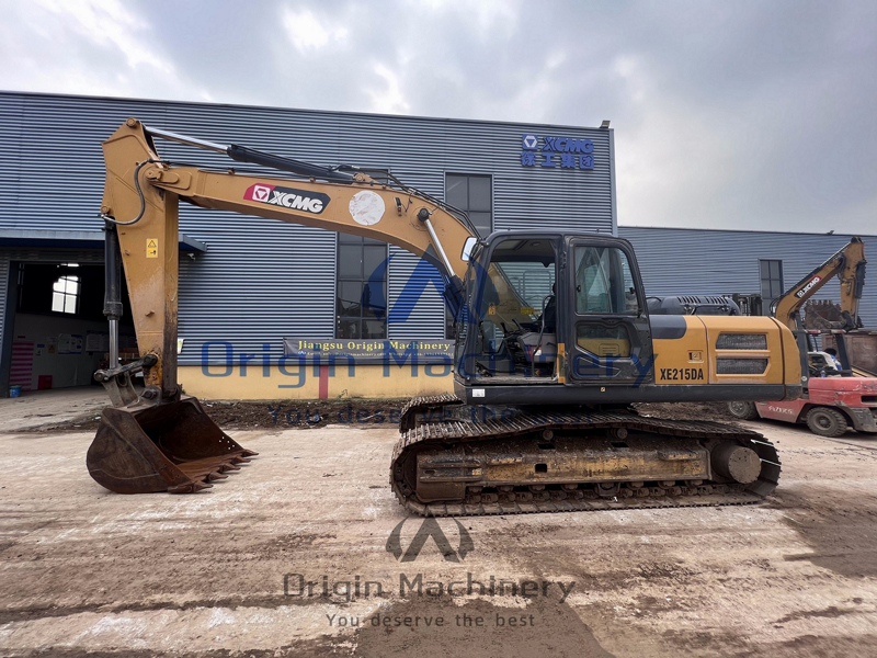 used-excavator--2